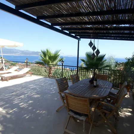 Villa Jiok *